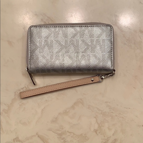 Michael Kors Silver Logo Wristlet - Picture 2 of 4